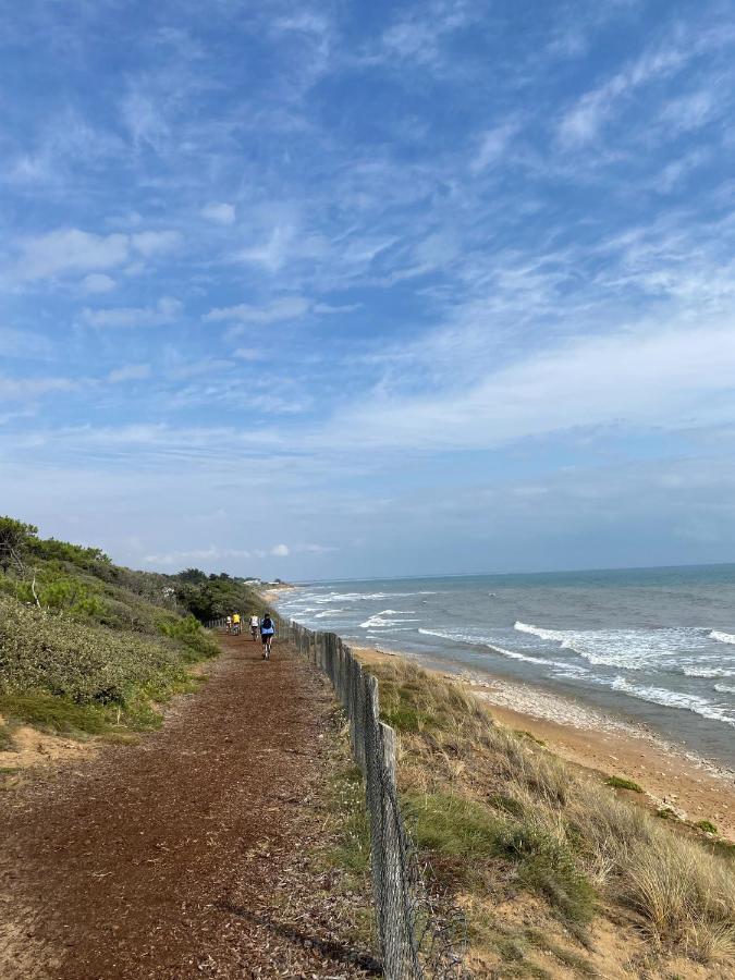 Villa Paulownia - A 1,2Km Des Plages - Tout Confort Au Coeur Du Bourg Jard-sur-Mer Dış mekan fotoğraf