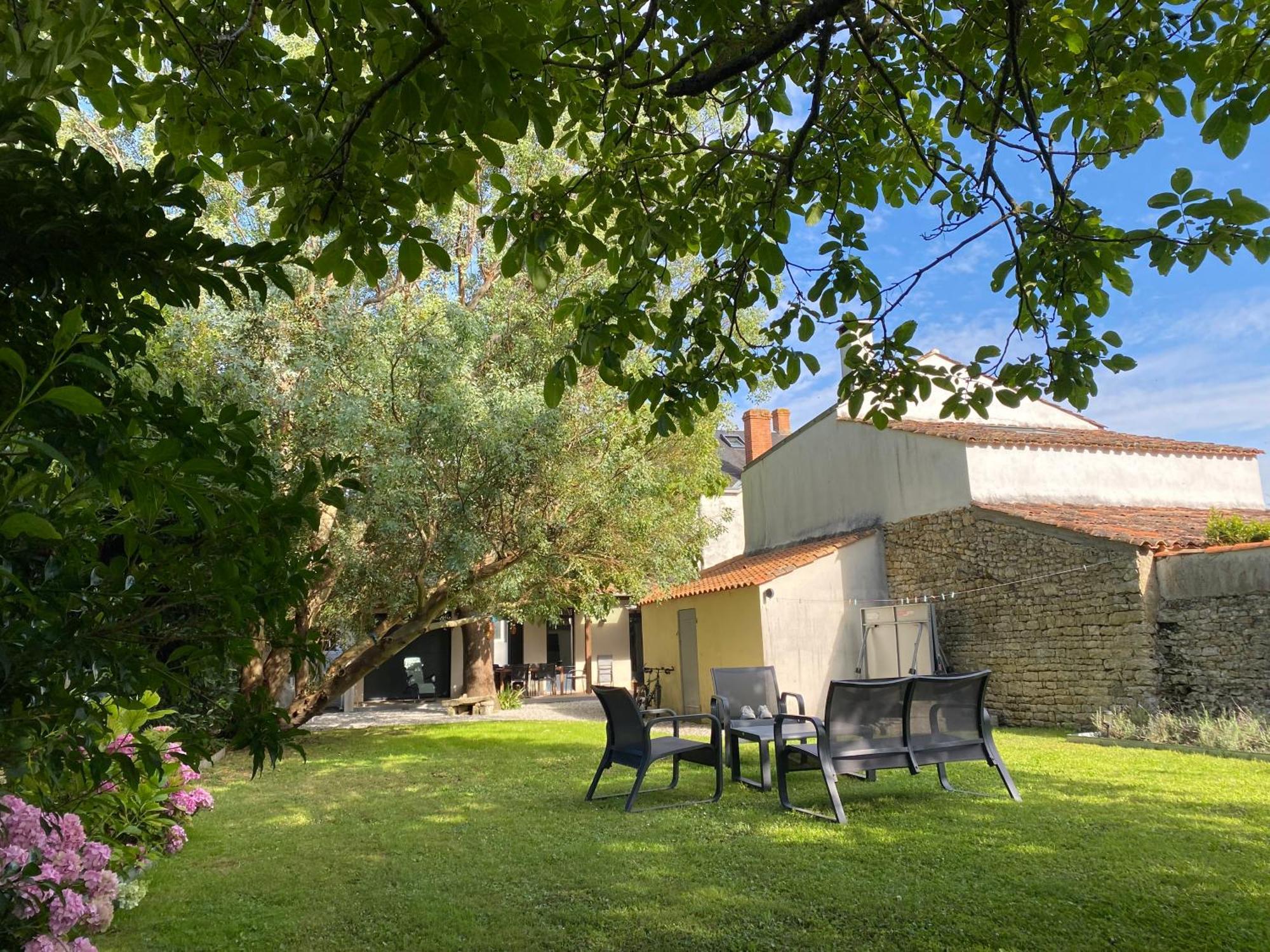 Villa Paulownia - A 1,2Km Des Plages - Tout Confort Au Coeur Du Bourg Jard-sur-Mer Dış mekan fotoğraf